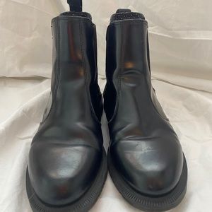 Flora Chelsea Boot
